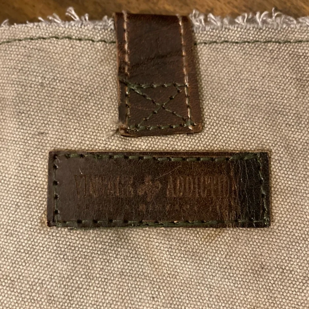 Padded tablet case - Picture 3 of 4